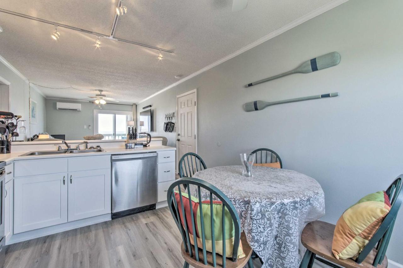 Convenient Retreat With Balcony And Ocean Views! Apartamento North Topsail Beach Exterior foto