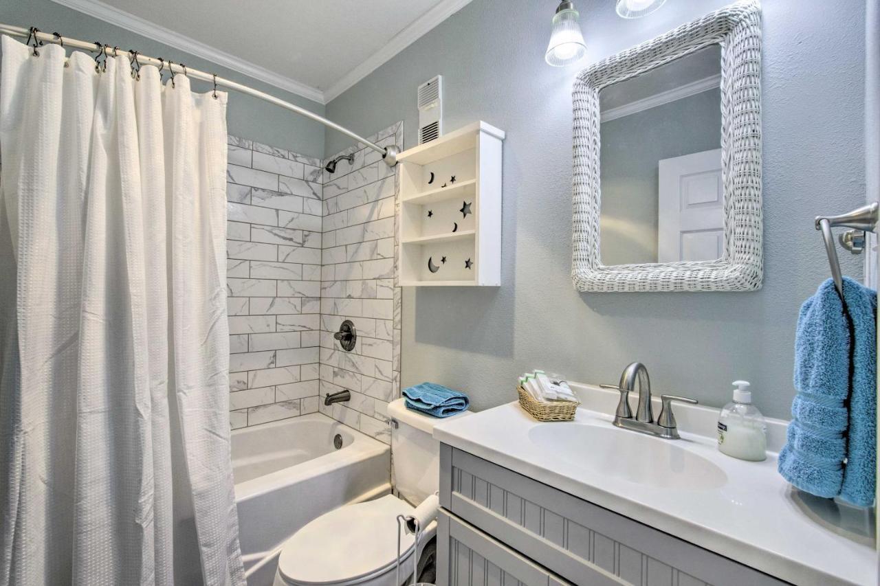 Convenient Retreat With Balcony And Ocean Views! Apartamento North Topsail Beach Exterior foto